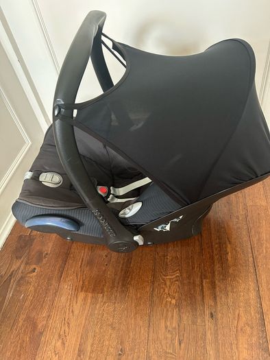 Car seat & 2 isofix bases