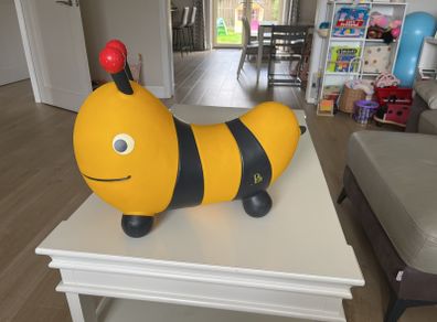 Inflatable Bee Bouncer