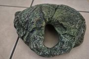 Small reptile shelter