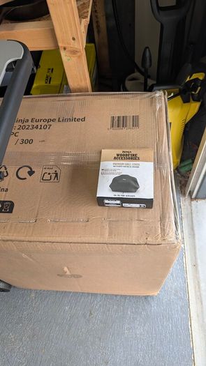 Weber Spirit E210 BBQ and accessories. Unused 3 weeks old