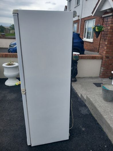 Fridge freezer