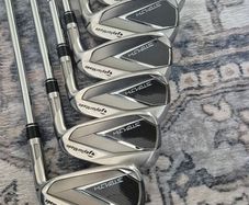 Taylormade Stealth Irons + Stealth DHY Hybrid (7 clubs)