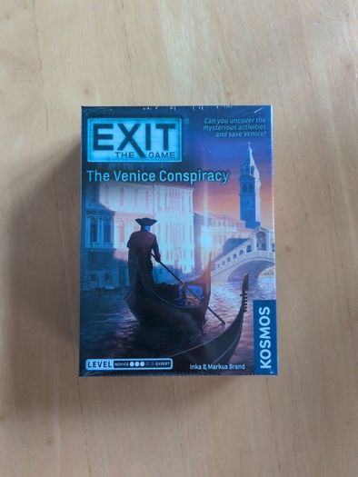 Exit escape room 4 game set