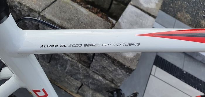 Giant Defy