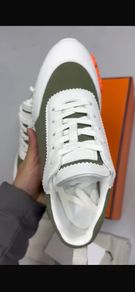 Men's trainers