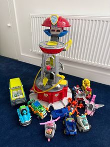 paw patrol tower and mighty pups
