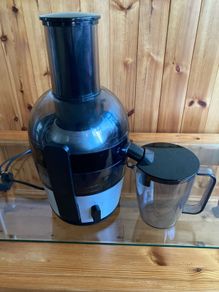Philips Viva Juicer.