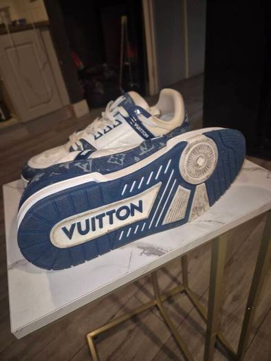 mens LV runners