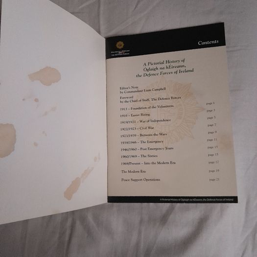 A Pictorial History of Oglaigh na hEireann Irish Defence Forces