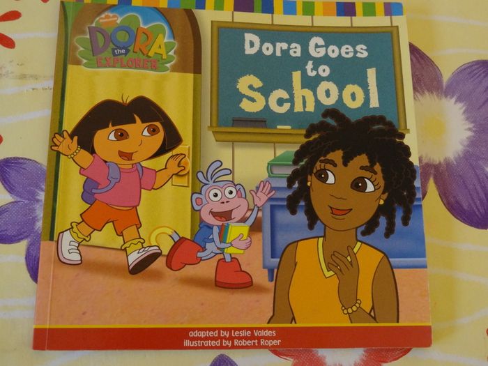 Dora the explorer goes to school book