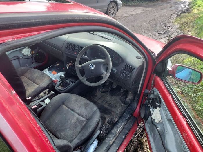 MK4 Golfs for breaking