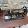 Antique Singer 15K28 Treadle sewing machine. Image 8