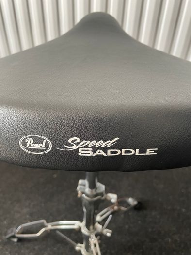 Pearl drum throne (bike saddle)