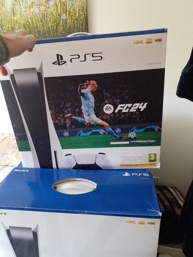PS5 Boxes