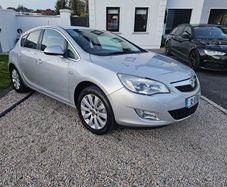 Vauxhall Astra 2012 low klms NEW NCT 08/27