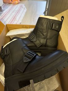 Ugg Ashton Short boots