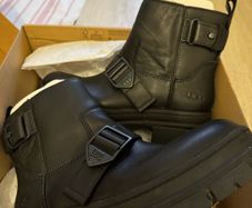 Ugg Ashton Short boots