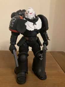 Mcfarlane  warhammer 40k Raven guard veteran sergeant