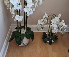 artifical lily decor