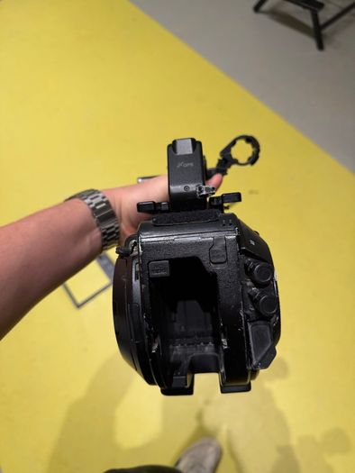 Sony Fs7 Kit - Body + Xlr Handle + Lcd Evf