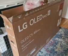 Brand new LG OLED 65C5 TV in box