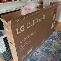 Brand new LG OLED 65C5 TV in box