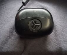 Jlab pro earpods  case / charger