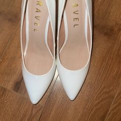 high heels