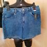 Women's Shorts DENIM SIZE 14 Stretch NWT Image 3