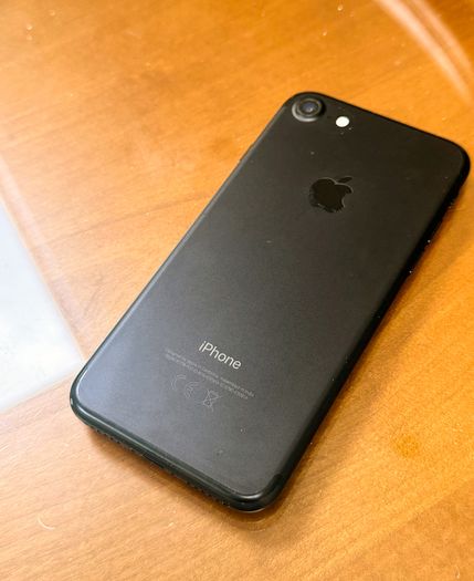 iPhone 7 Unlocked perfect working very good condition