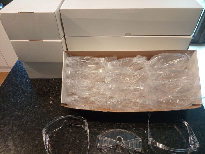 Safety Glasses 20 euro for 25 pairs of Glasses