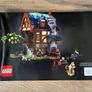 LEGO Medieval Blacksmith 21325 Image 3
