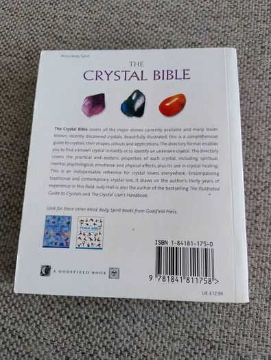 The Crystal Bible a definite guide to crystals by Judy Hall 400 pages in good condition FREE STANDARD POSTAGE INCLUDED