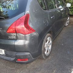 2011 Peugeot 3008