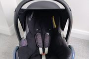 Grey Black Maxi Cosi Quinny Car Seat