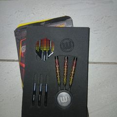 winmau firestorm flame darts