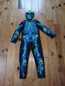 Age 7-8 Luminous Skeleton Costume and Mask