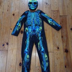 Age 7-8 Luminous Skeleton Costume and Mask