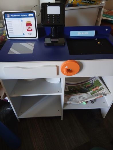 wooden play shop Aldi till