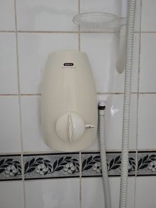 aqualisa aquastream shower