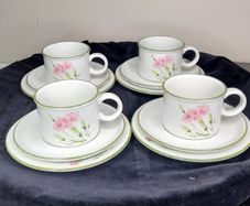 Set of 4 Midwinter Stonehenge Wild Oats Trio Tea Cup Saucer Plate Sets Vintage