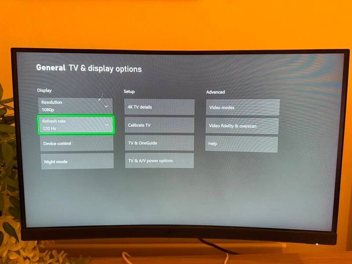 Xbox One S + 4 Games