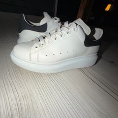 Alexander McQueen size 36 will fit size (4)