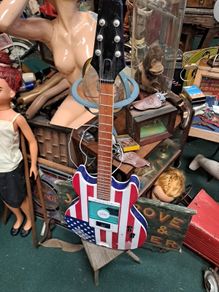 Guitar Cd/Radio Player