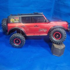 1:10 scale 4WD RC Rock Crawler styled after the Ford Bronco