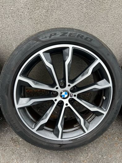 BMW X4 genuine 20" alloy wheels and tyres