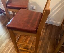 4 kitchen stools