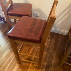 4 kitchen stools