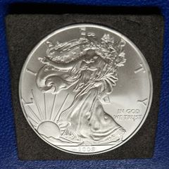 American Silver Eagle 2008 1 oz .999 Coin in capsule