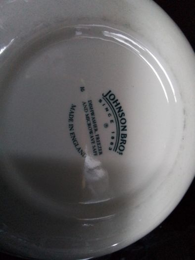 Johnson Bros Dessert Bowls